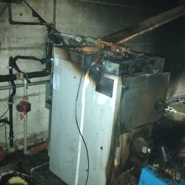 Una caldaia va in fiamme in una casa di Cumiana