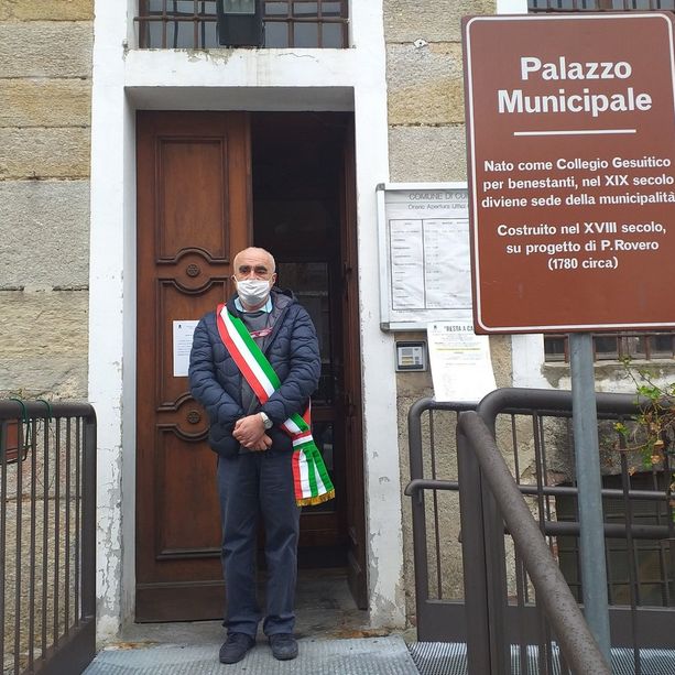 Il sindaco di Cumiana: «Il sistema dei tamponi deve cambiare, perché i ritardi favoriscono in contagi»