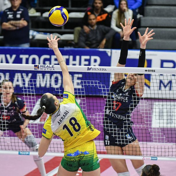 Volley A1/F: la Reale Mutua Fenera Chieri ’76 schiaccia la Wash4green Pinerolo