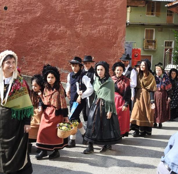 Lingua e cultura occitane si celebrano a Pomaretto