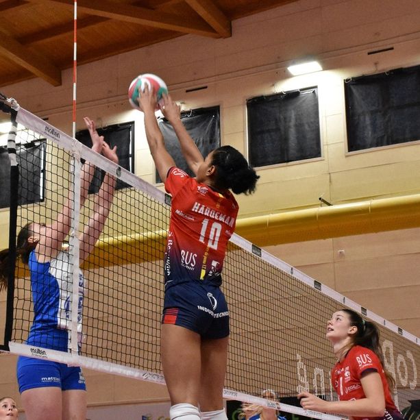 TIMEOUT, il punto sul Campionato di Serie A2 di volley femminile – gir. Ovest:  Si susseguono i rinvii a causa del Covid-19! La Lpm Bam Mondovì si fa bella anche in trasferta
