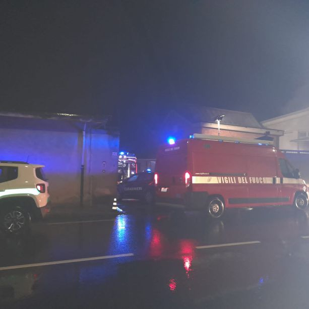 Luserna San Giovanni: principio di incendio a un deposito della Pontevecchio [FOTO]
