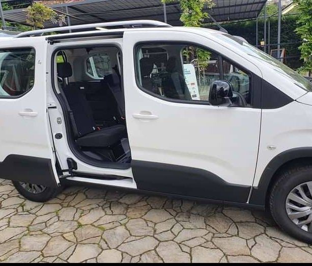 A Bricherasio taxi per un weekend: auto sportive e storiche accoglieranno passeggeri per solidarietà