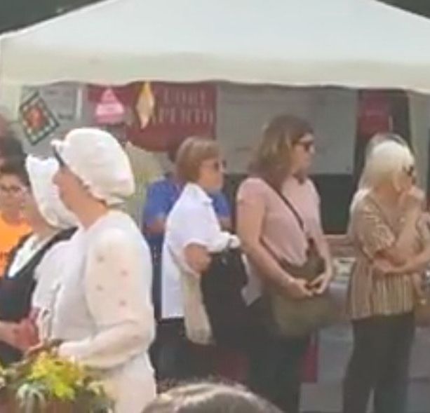 Perosa Argentina in festa tra curiosità storiche e ‘Formaggio delle viole’