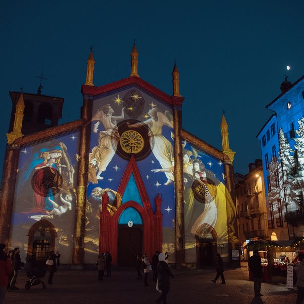 Klimt e Lotto sulle facciate di municipio e duomo di Pinerolo nel segno della fiducia