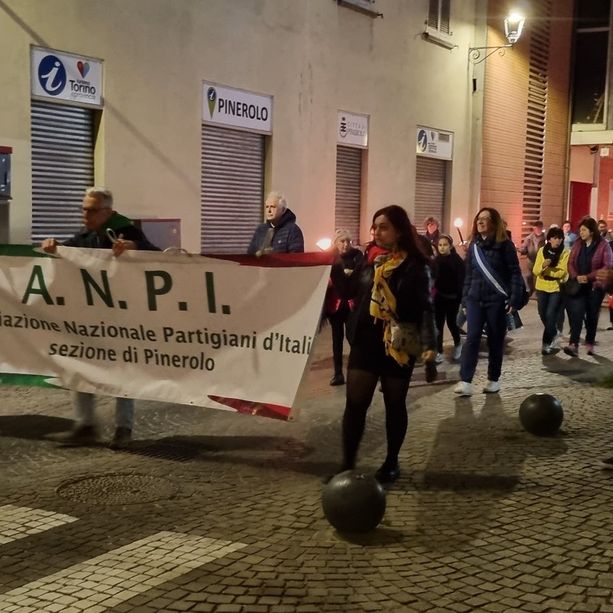 Il Pinerolese terra di fiaccolate per la Festa della Liberazione