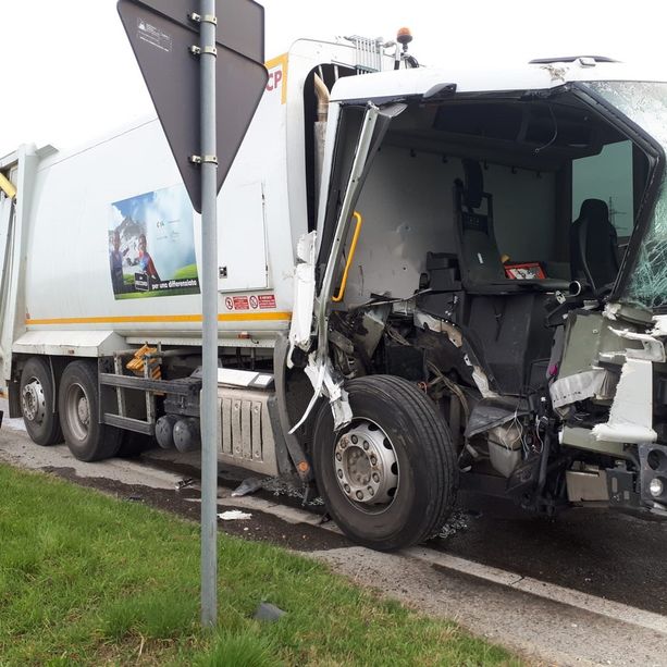 Lutto cittadino a Pinerolo per i due cantonieri morti in un incidente sulla Provinciale per Buriasco