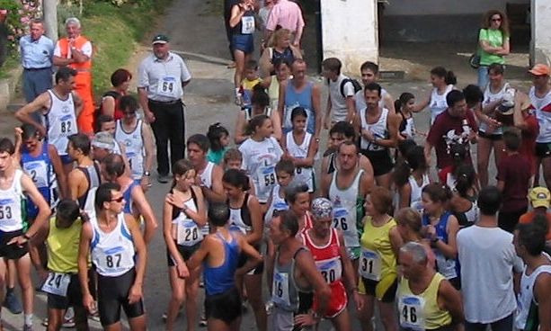 La Turina fa festa tra corsa, cibo, giocoleria e musica
