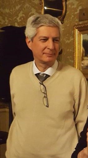 Avvocato di Torino si lancia con il paracadute e muore a Cumiana