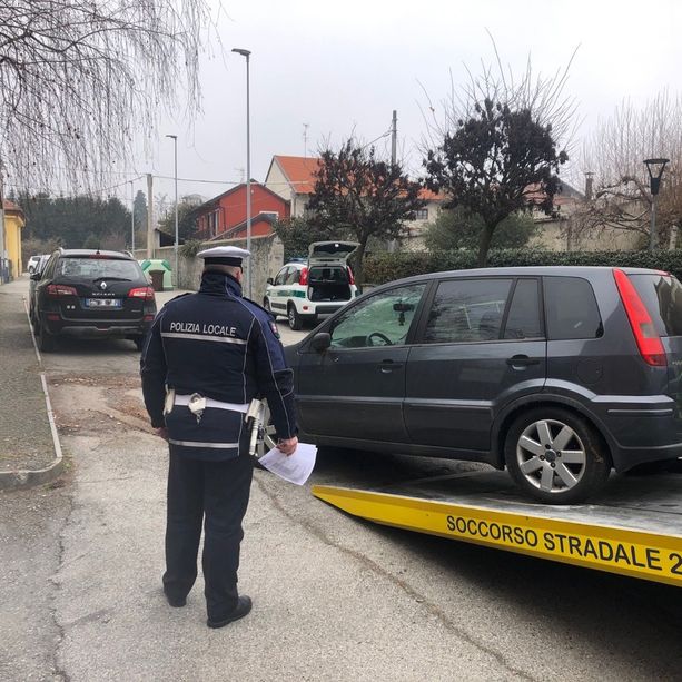 Veicoli che circolano non in regola: giro di vite a Torre Pellice