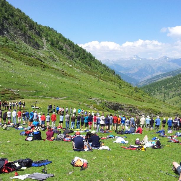 Compie 90 anni la Rencontre tra italiani e francesi al Colle della Croce in alta Val Pellice