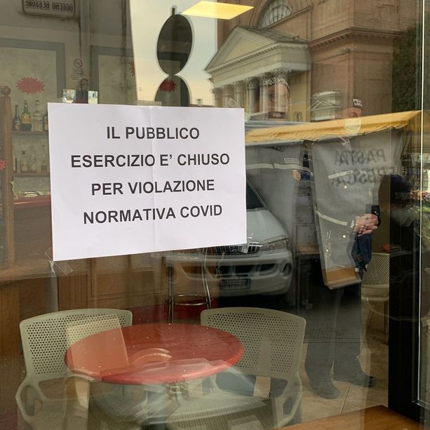 Violazione norme anti-Covid: chiuso per cinque giorni il Charlie Bar di Vigone