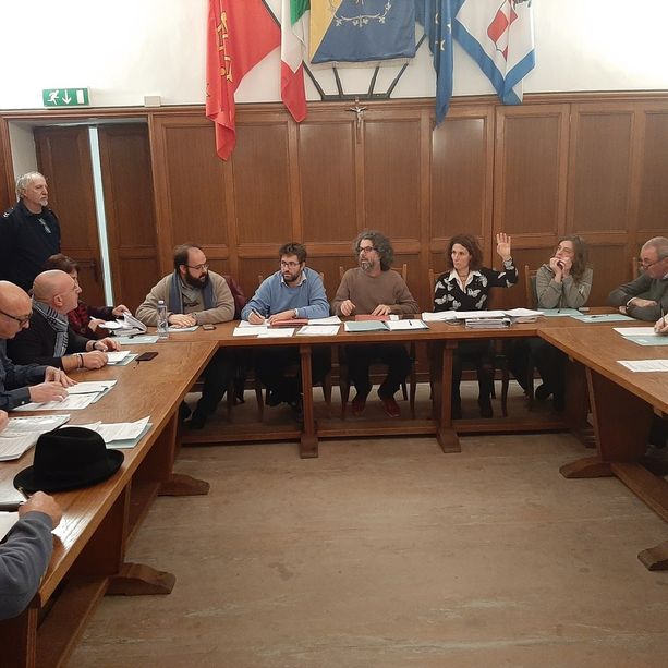 Sindaco in quarantena a Villar Perosa e divampa la polemica