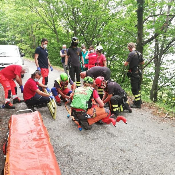 Il Soccorso alpino salva un cercatore di funghi a Villar Perosa [FOTO]