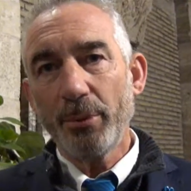 Parlando di Jackson, l’economista dello sviluppo sostenibile, “Pensieri in Piazza” riprende gli incontri a Pinerolo