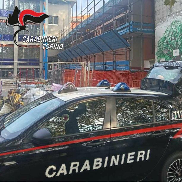 Lavoratori in nero, mancanza di sicurezza, irregolarità e telecamere "nascoste" per spiare i dipendenti: otto persone denunciate Lavoratori in nero, mancanza di sicurezza, irregolarità e telecamere "nascoste" per spiare i dipendenti: otto persone denunciate