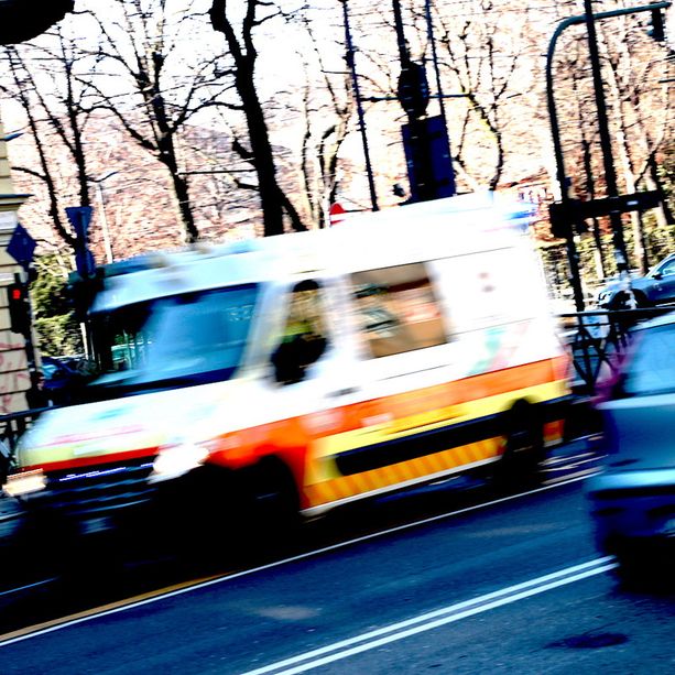 Investita da una vettura: ragazzina di 11 anni in gravi condizioni al Cto
