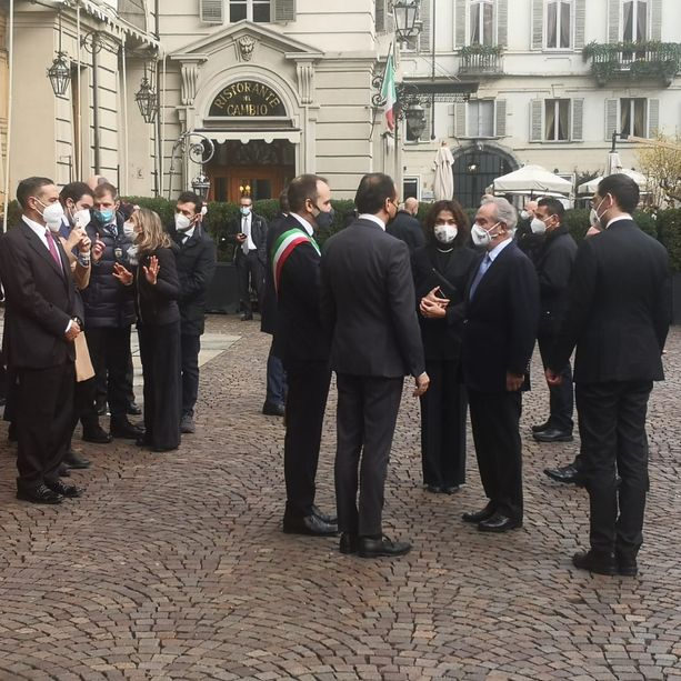Cirio al presidente Mattarella: “Grazie per la vicinanza durante la pandemia, il Piemonte le vuole bene”