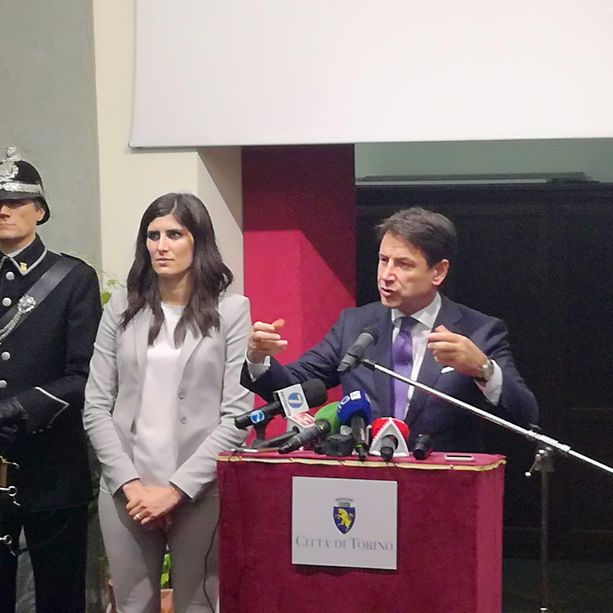 Elezioni, il leader del M5S Conte lancia Appendino: &quot;Sindaco illuminato&quot;