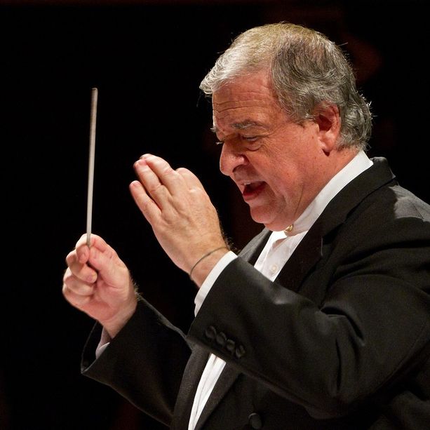 Teatro Regio, Donato Renzetti dirige il concerto di fine anno in streaming gratuito