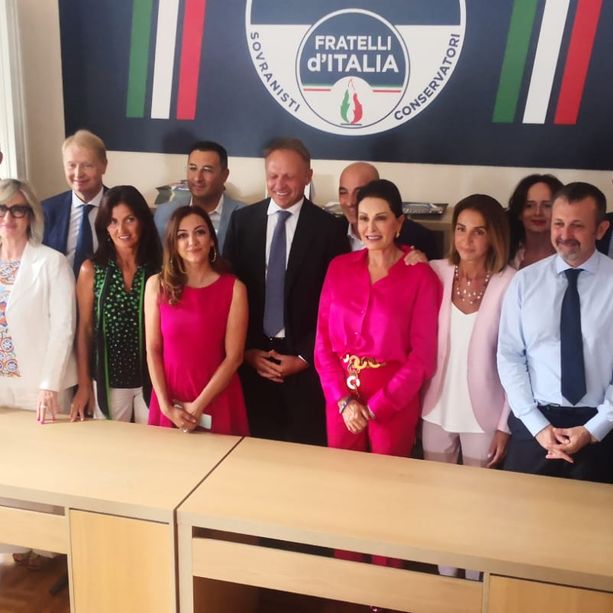 FdI presenta i suoi candidati e attacca il reddito di cittadinanza: &quot;Devastante come un veleno&quot; [VIDEO]