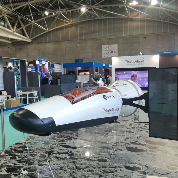 Aerospace &amp; defense meetings, il 2021 lascia una scia di grandi numeri e apre a scenari di macchine volanti [FOTO]