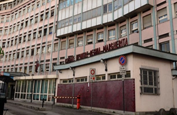 Bambina afghana fermata al confine da gendarmerie: ricoverata al Regina Margherita in stato di shock