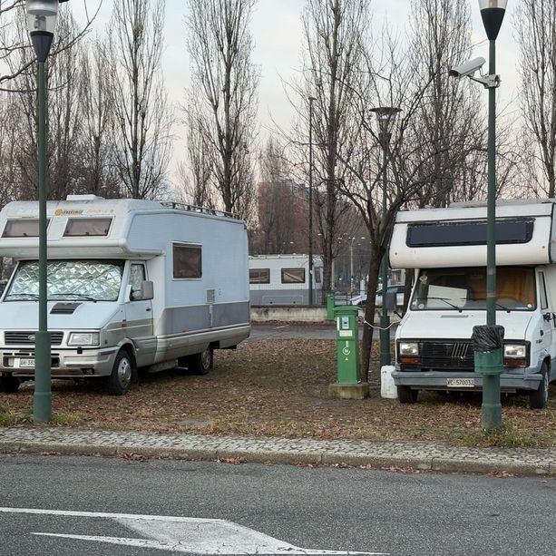 Camperisti in fuga dal Caio Mario: “Troppi atti vandalici e furti” [FOTO]