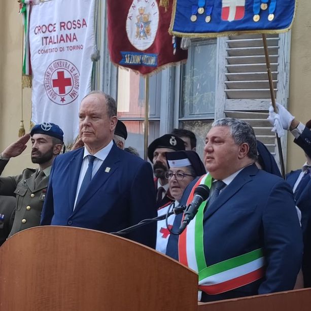 Pianezza in festa per la visita del Principe Alberto II di Monaco: &quot;Mi sento come a casa&quot; [FOTO e VIDEO]