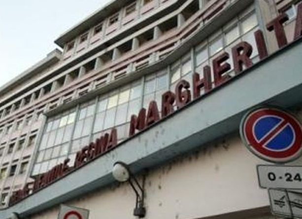 Frecce tricolori, il bambino ferito nell'incidente di Caselle operato: resta in rianimazione al Regina Margherita