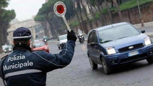 Il Covid molla la presa: il Comune di Torino conta di fare cassa con le multe