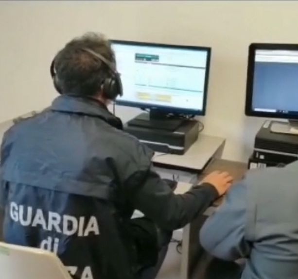 Truffa delle imprese &quot;apri e chiudi&quot;, scoperta un'evasione fiscale da oltre 5 milioni di euro