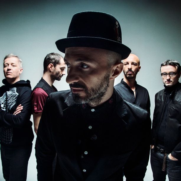 A Torino Capodanno con i Subsonica e Willie Peyote: niente brindisi con bottiglie di vetro, multe fino a 500 euro per i botti