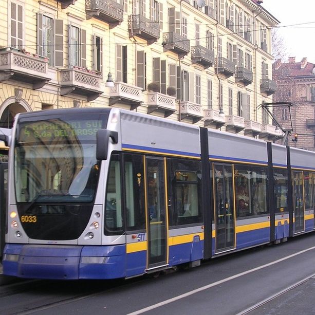 Aumentano i prezzi dei biglietti bus, Valle (Pd) attacca Cirio:&quot; La Regione deve 77 mln a Gtt&quot;
