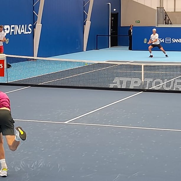 Atp Finals, Sinner inizia ad allenarsi. Ma il turni del mattino (per ora) sono per pochi intimi [FOTO]
