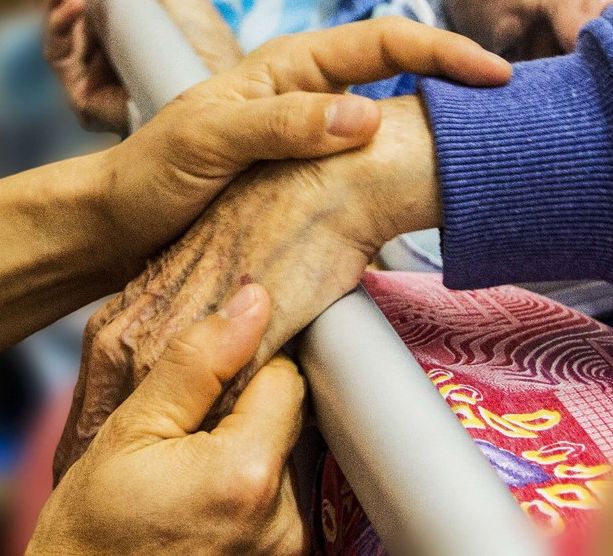 Coronavirus, partito l'osservatorio regionale permanente sulle RSA: si riunirà ogni 15 giorni. Pd e Leu: &quot;Bene, ma siano coinvolte anche le famiglie&quot;