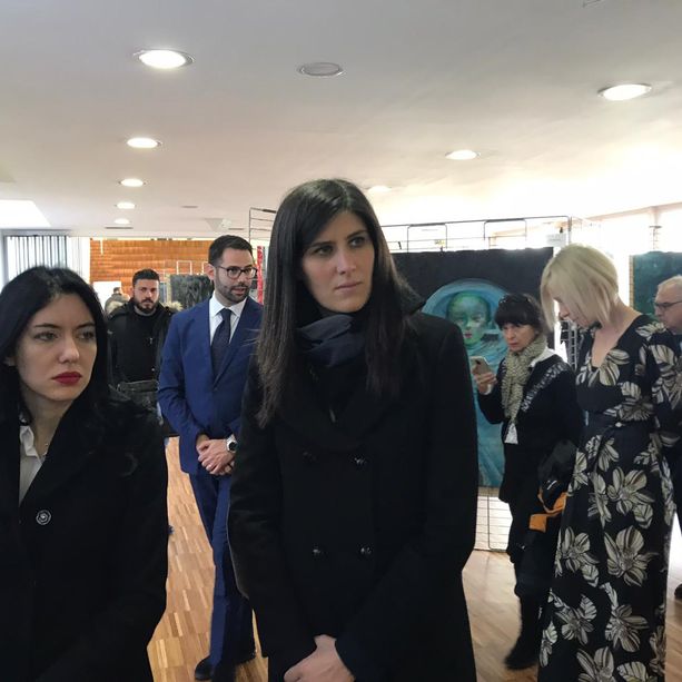 Il ministro Azzolina in visita a Torino: “Coronavirus nelle scuole? Voglio rassicurare studenti e famiglie” [FOTO e VIDEO]