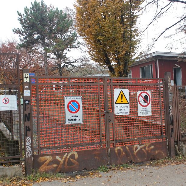 Area Parri, addio a spaccio e degrado: ruspe e operai al lavoro fino a gennaio 2022 (VIDEO e FOTO)