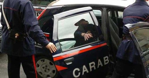 Settimo: 27enne nordafricano, ospite del centro della Croce Rossa, accoltella un compagno di camera