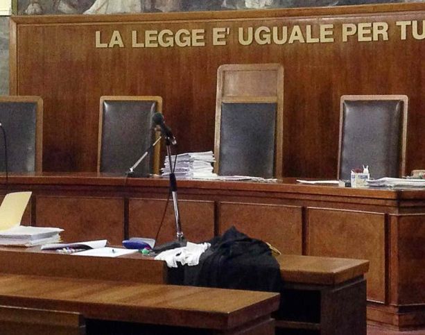Maestra di asilo di Settimo vittima di revenge porn: condannate preside, una maestra e la mamma di un'alunna