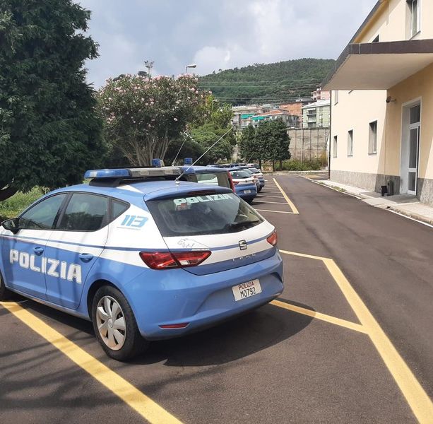 Arrestato per tentato omicidio l'uomo che a ferragosto aveva sparato contro l'auto della ex