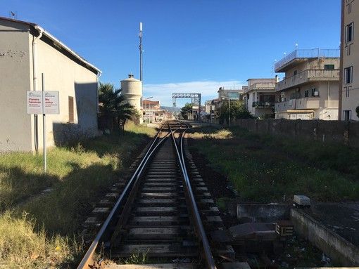 Tragedia a Orbassano, ancora un incidente sul lavoro: morto macchinista travolto dal treno