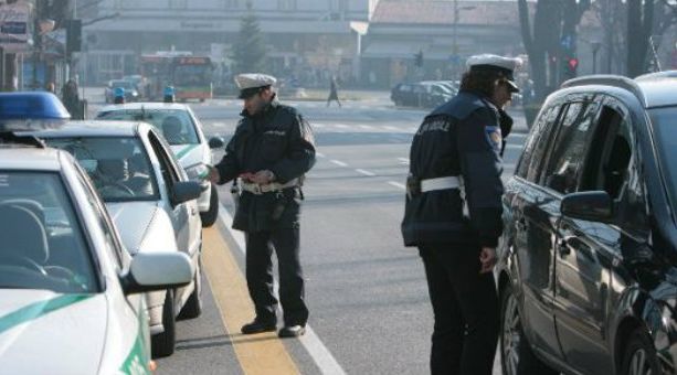 Traffico e smog, duello Comune-Regione: “È il momento di misure strutturali, poi sarà troppo tardi”