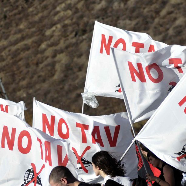 Scontri No Tav, Cirio: &quot;Chi rispetta la propria terra non la mette a ferro e fuoco”