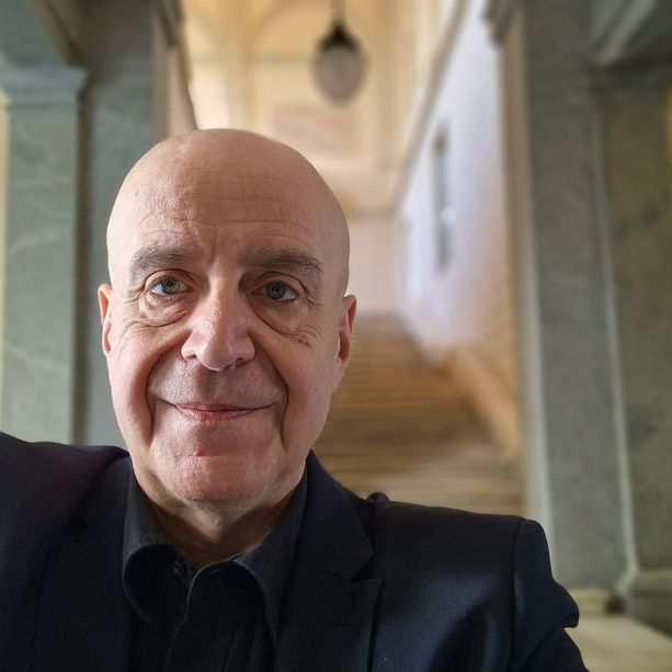 Lutto nel mondo dell'arte: addio all'ex direttore dell'Accademia Albertina Edoardo Di Mauro