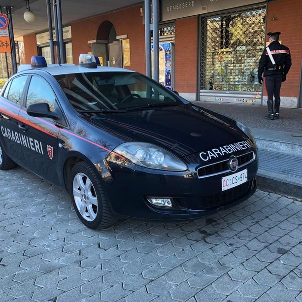 Topi d'auto in azione a Barriera di Milano: in manette due ladri