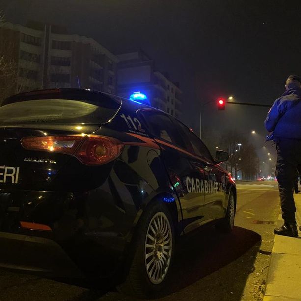 Omicidio-suicidio a Castiglione Torinese: uomo spara e uccide la moglie, poi si toglie la vita