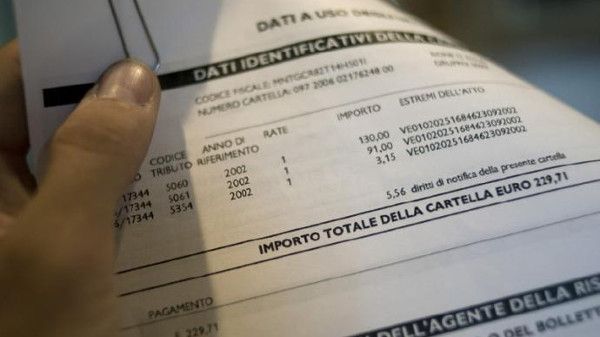 “Stop alle cartelle esattoriali per due anni”: il Comune di Torino chiede al Governo di dare una mano alle imprese