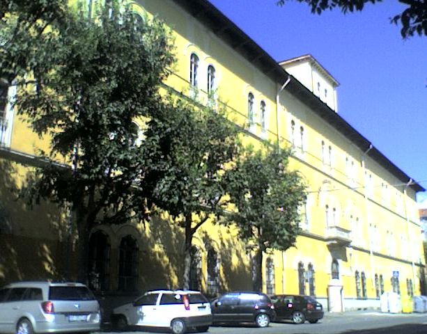 Il municipio di Pinerolo? «Lo vogliamo nella Caserma Bochard»