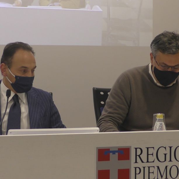 Caos vaccini, la Regione si difende: &quot;Partiti per tempo, ritardi nelle distribuzione sono colpa del fornitore&quot; (VIDEO)